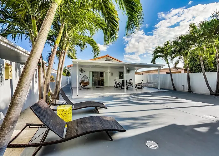 Luxurious Tropical Private Oasis By Mia Airport