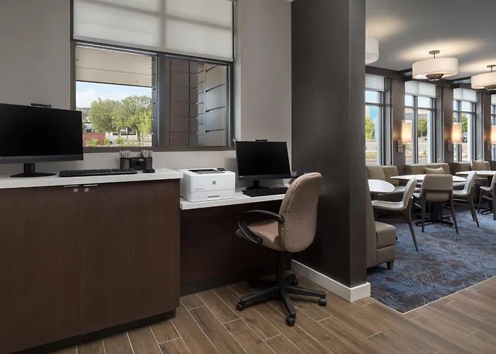 Residence Inn Long Island Garden City