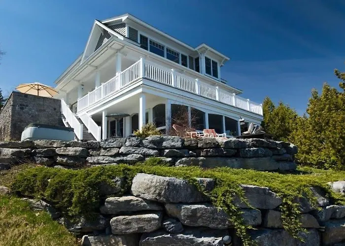 Loza House Adirondack Skydeck Unit Lake Front