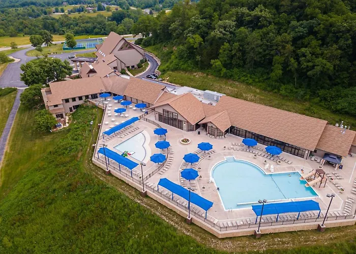 Summer Escape In Galena - Hot Tub & Relax