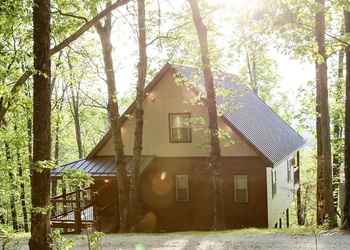 Mountain Crest Cabin-Relaxing Fall Vacation In Jasper