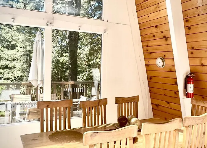 Modern And Private Cabin In The Woods