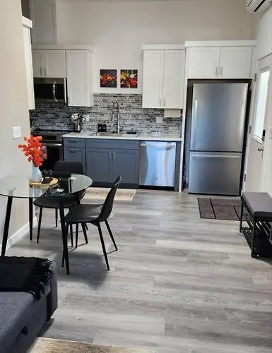 Modern Furnished Retreat