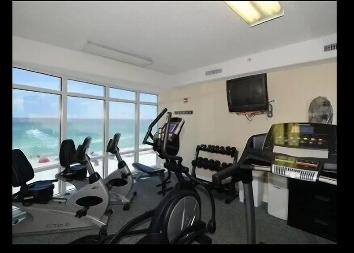 Beautiful Beachfront Views - The Retreat At Emerald Isle