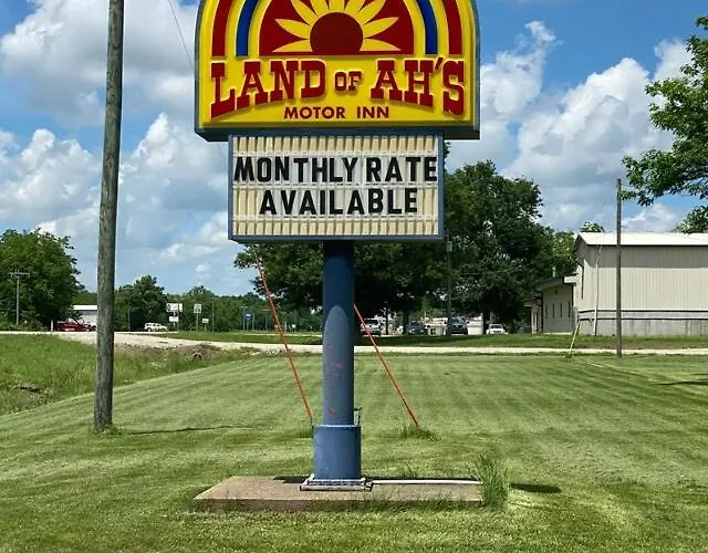 Land Of Ahs Motor Inn