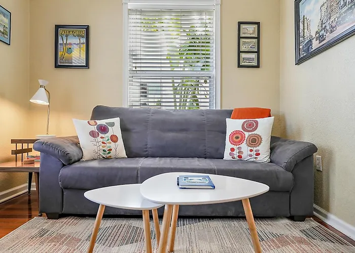Retro Retreat In Dtsp - Explore The Downtown Area