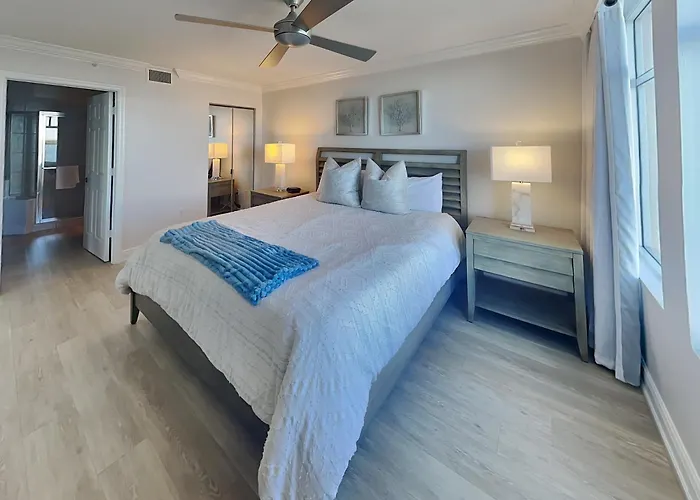 Lovers Key Resort 404