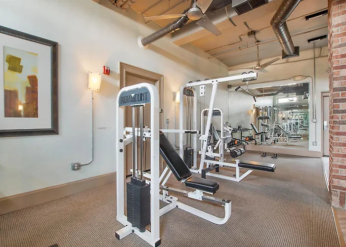 Charming 2 Bedroom Downtown Ft Worth