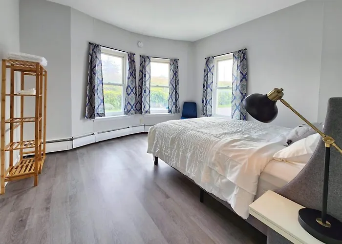 Elegant Retreat Where Relaxation Embraces Design