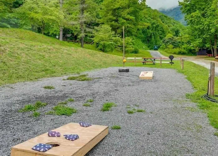 The Hala Lodge And Campground - Roadside Class II -1Bed 1Bath On Nantahala River