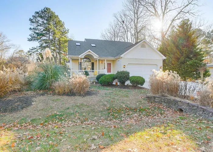 8 Mi To Beach: Ocean Pines Home Near Marina & Golf