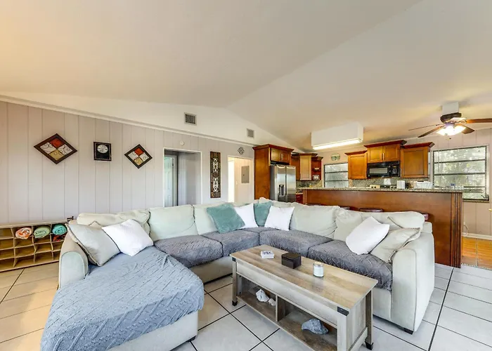 Unwind In The Keys! Extended-Stay Big Pine Home