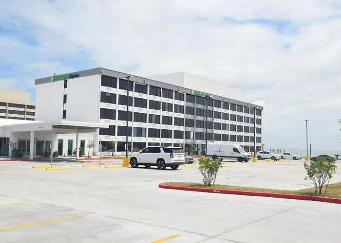 Holiday Inn Express Corpus Christi - Beachfront By Ihg