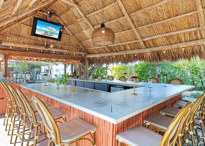 Tropical Cottages