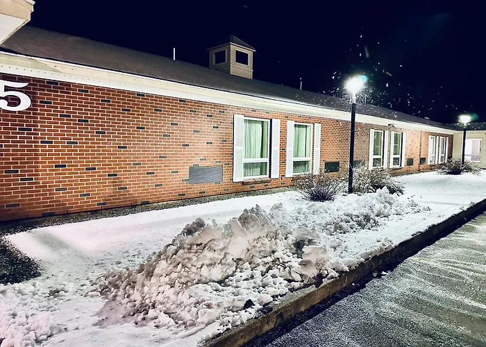 Ivey'S Motor Lodge