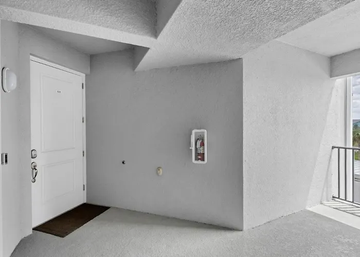 Luxury 3-Bed Condo 5879 At Heritage Landing Golf Club