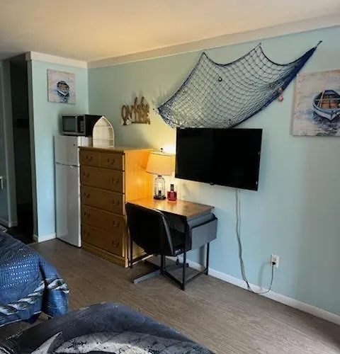 White'S Motel & Sports Lounge