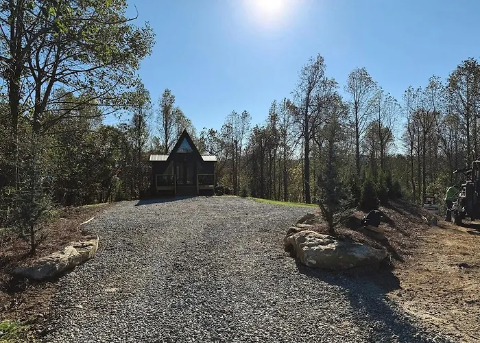 The Coop New A-Frame Hot Tub, Fire Pit, Loft
