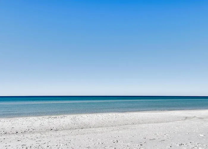 Pcb Studio W/ Private Patio: Steps To Beach!