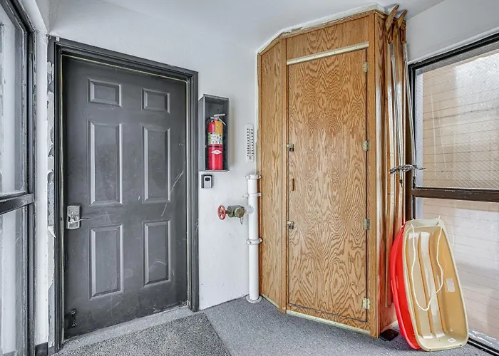 Brian Head Condo W/ Pool Access - Steps To Resort!