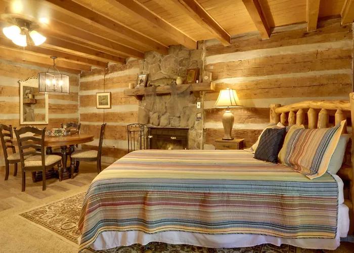 3 Mi To Nat'L Park: Townsend Apt On Little River!