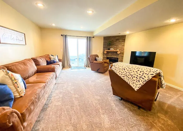 Lake View Condo 890 2