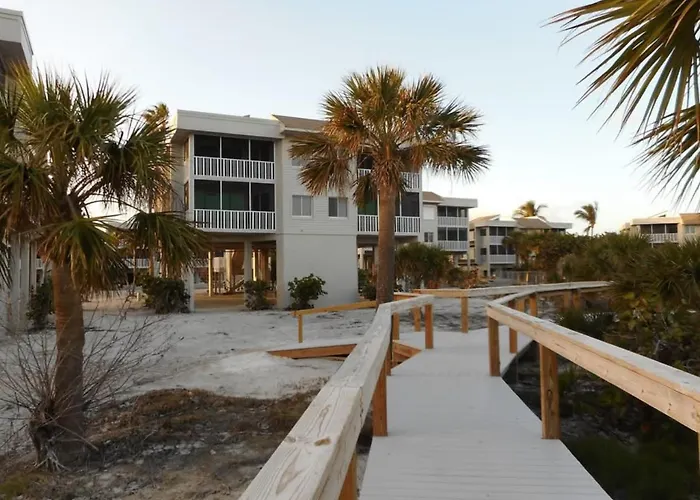 Shell Island Beach Club