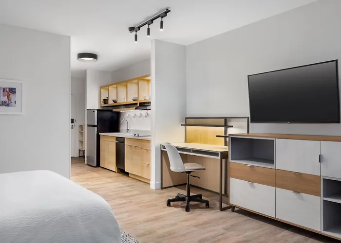 Towneplace Suites By Marriott Geneva At Spire Academy