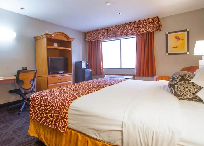 Ramada By Wyndham Barstow