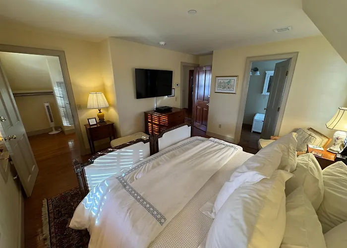 The 1708 House