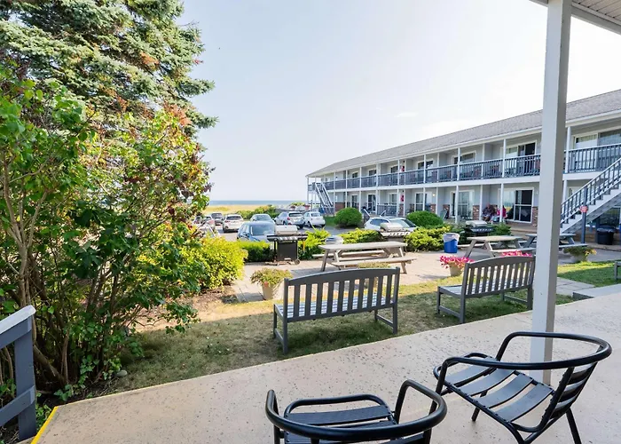 Kebek 3 Oceanside Motel