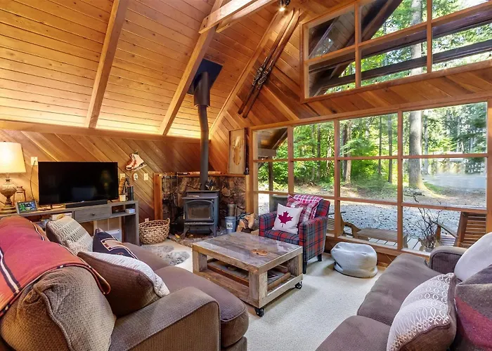 Elk Drop Inn | Wifi, Firepit, Smart Tv