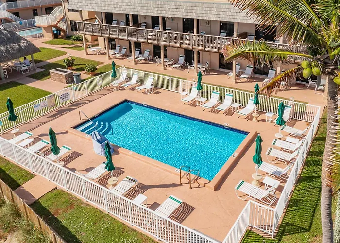 Emerald Seas Deerfield Beach Club
