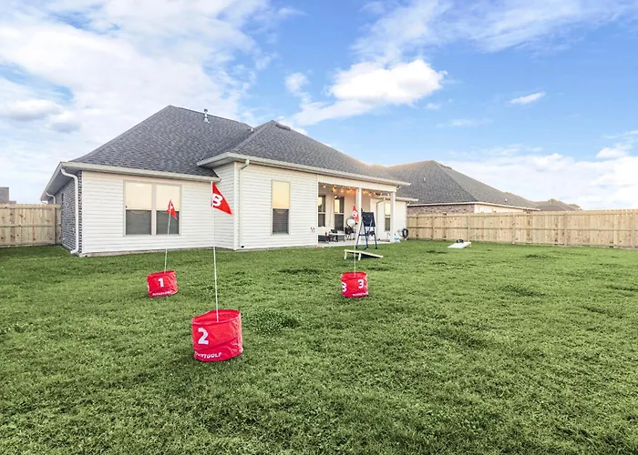 3 Kings Pet-Friendly Near Golf & Business Hub