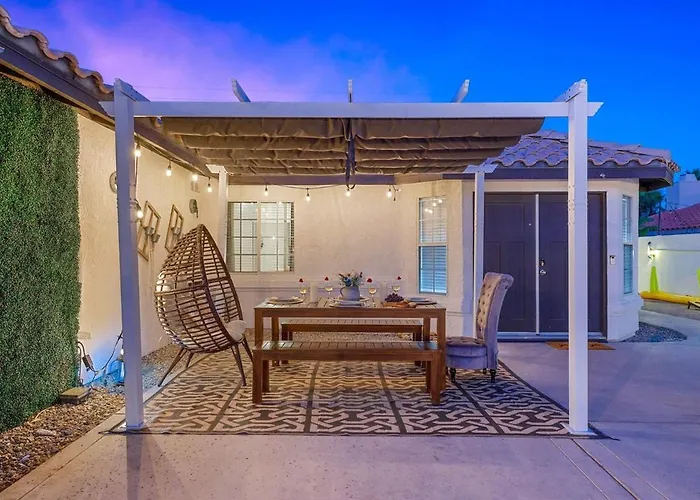 Amazing 5Br Villa With Heated Pool