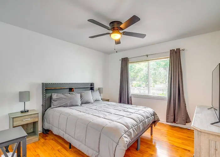 Ocala Retreat W/ Pool, Grill & Yard - Pets Welcome