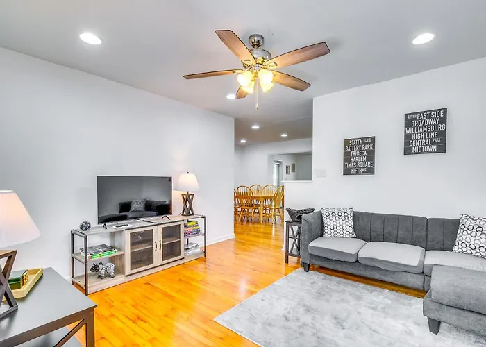 Ocala Retreat W/ Pool, Grill & Yard - Pets Welcome