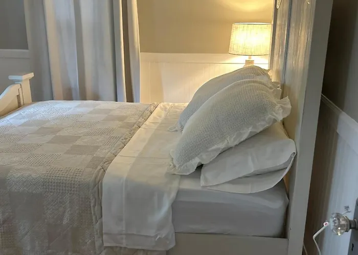 Rosslyn Retreat