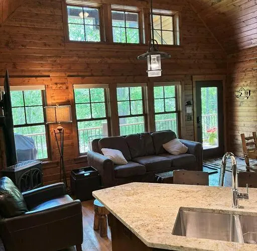 Crosslake Treetop Escape