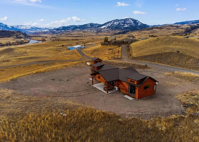 Little Lodge At Emigrant Peak