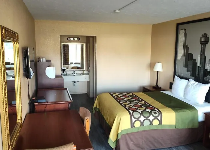 Arya Inn & Extended Stay