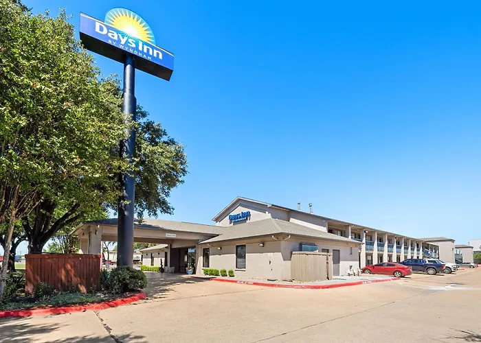 Days Inn By Wyndham Round Rock