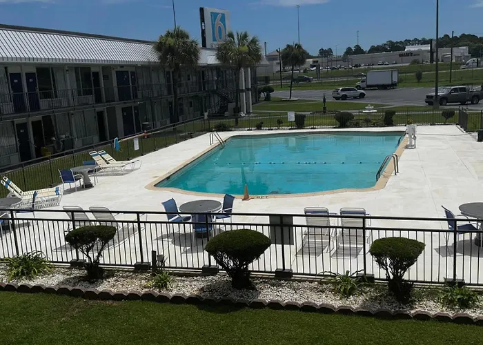 Motel 6-Tifton, Ga