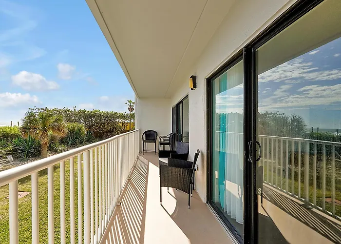Stunning Beachfront Apartment Near Cocoa Beach Pier