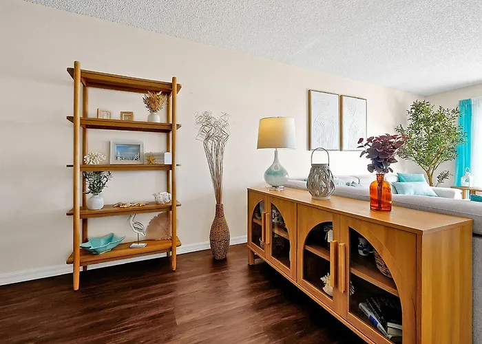 Stunning Beachfront Apartment Near Cocoa Beach Pier