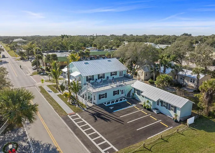 Water Side Condo In Sebastian Fl