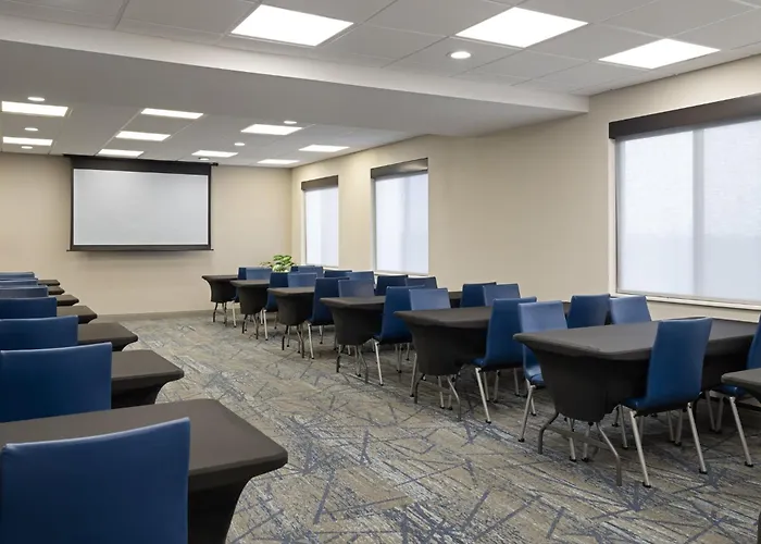 Holiday Inn Express Sheboygan-Kohler / I-43 By Ihg