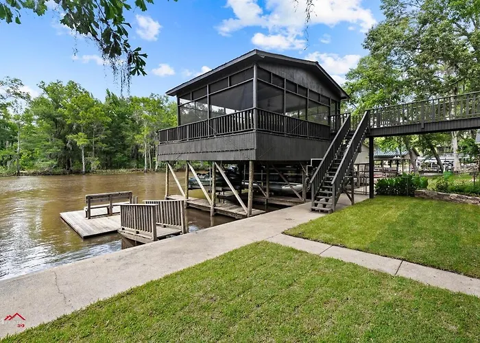 Grand Mamou At Caddo Lake