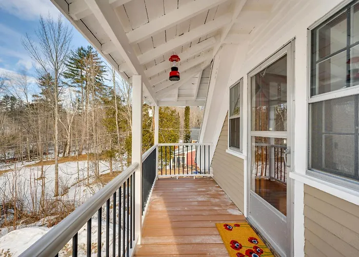 1 Mi To Cranmore Mountain: Charming Conway Apt!