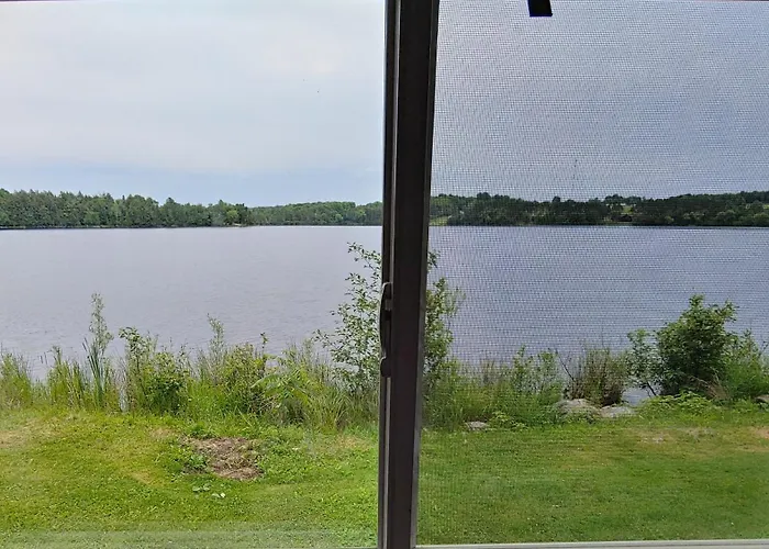 Lakeshore Motel Ice Lake